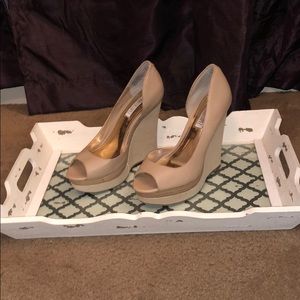 Jennifer Lopez Nude Wedges